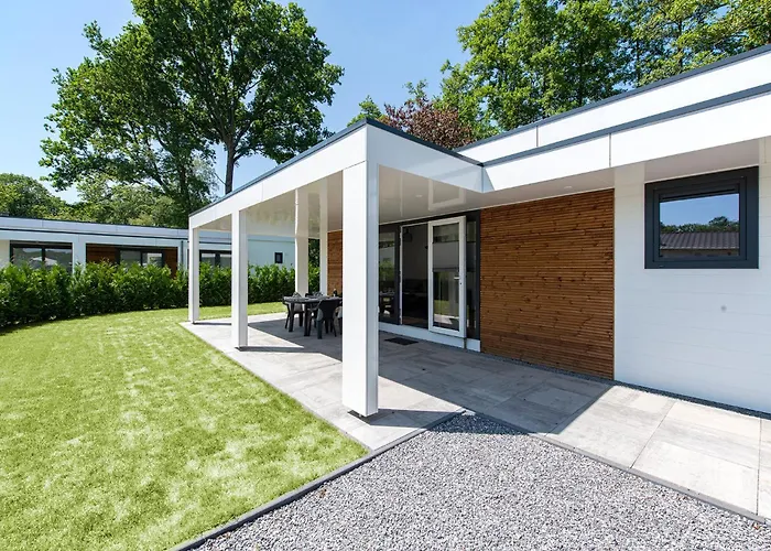 95, 2 king size bedden - Airco - gelegen aan de Kampina - Recreational Only